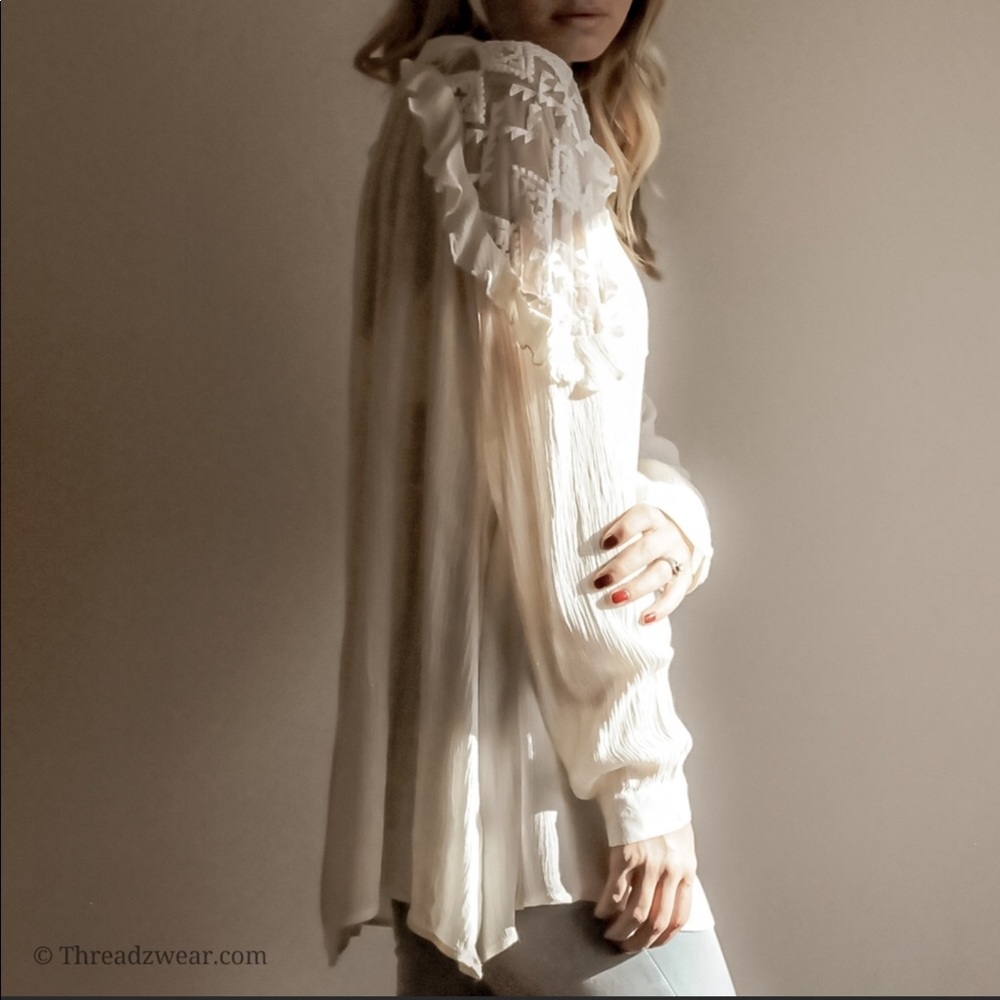 ✨JUST IN✨BOHEMIAN LACE SHOULDER DETAIL BLOUSE - Picture 7 of 8